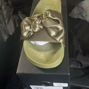 FENTY Bow Slides-BRAND NEW-NEVER WORN